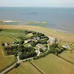 Holiday home With 3 Bedrooms *